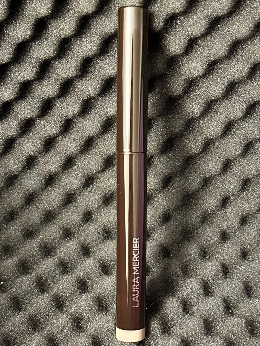 Laura Mercier Caviar Stick Cream Eyeshadow - Picture 9 of 10